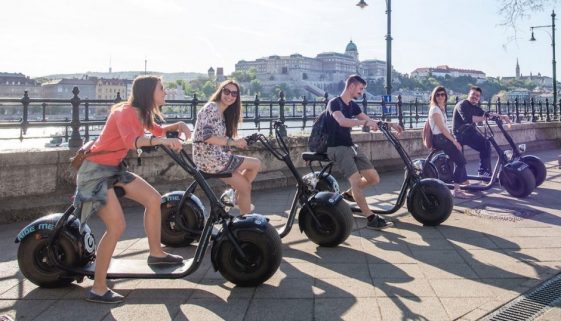 E-scooter Tour in Budapest with Buda Castle panorama