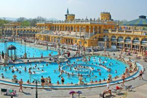 Széchenyi Bath with people in the pool